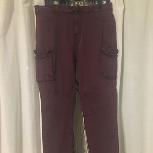 Burgundy skinny jeans with cargo pockets